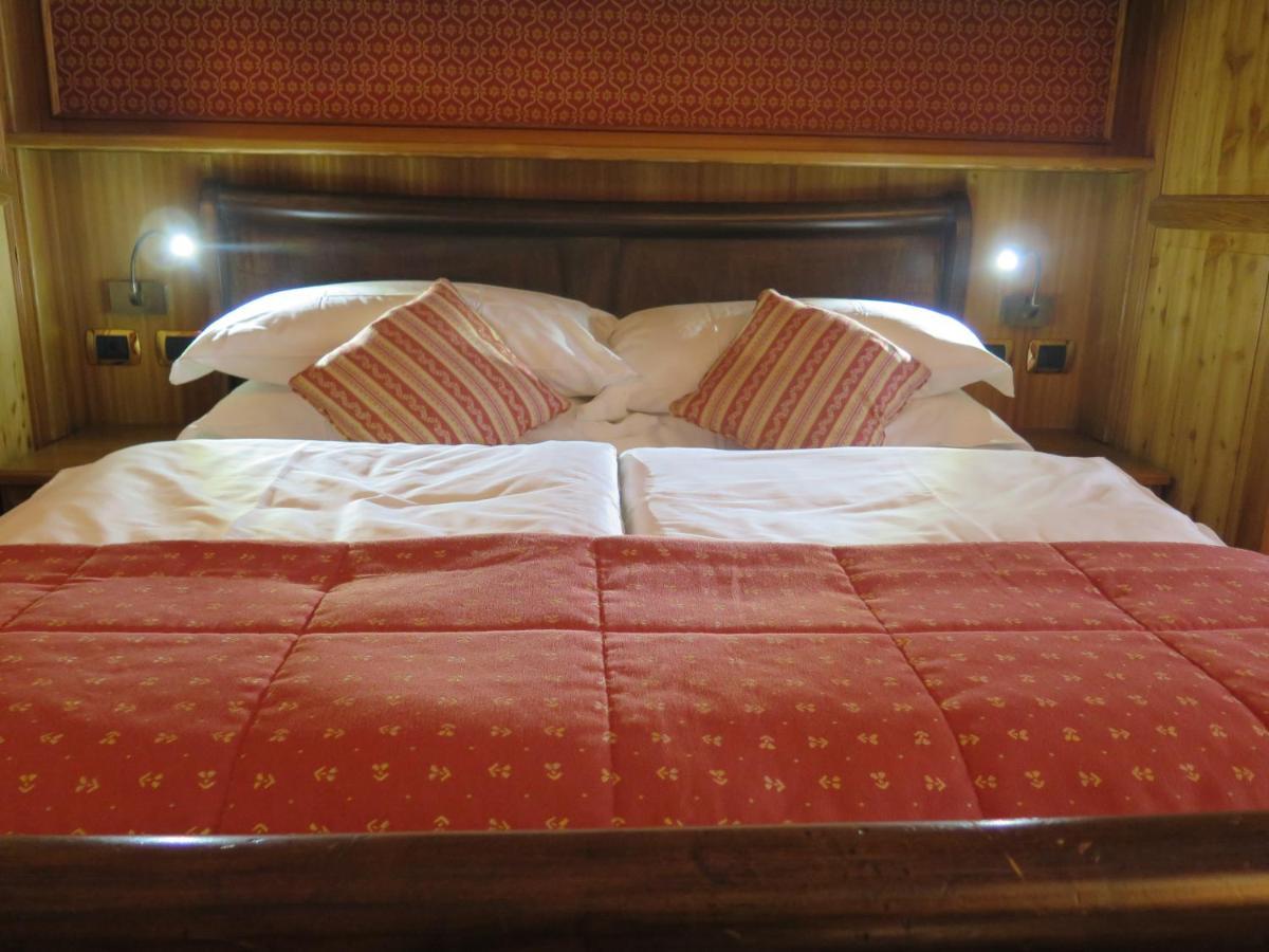Chambres Mont Cervin Breuil-Cervinia Exterior foto